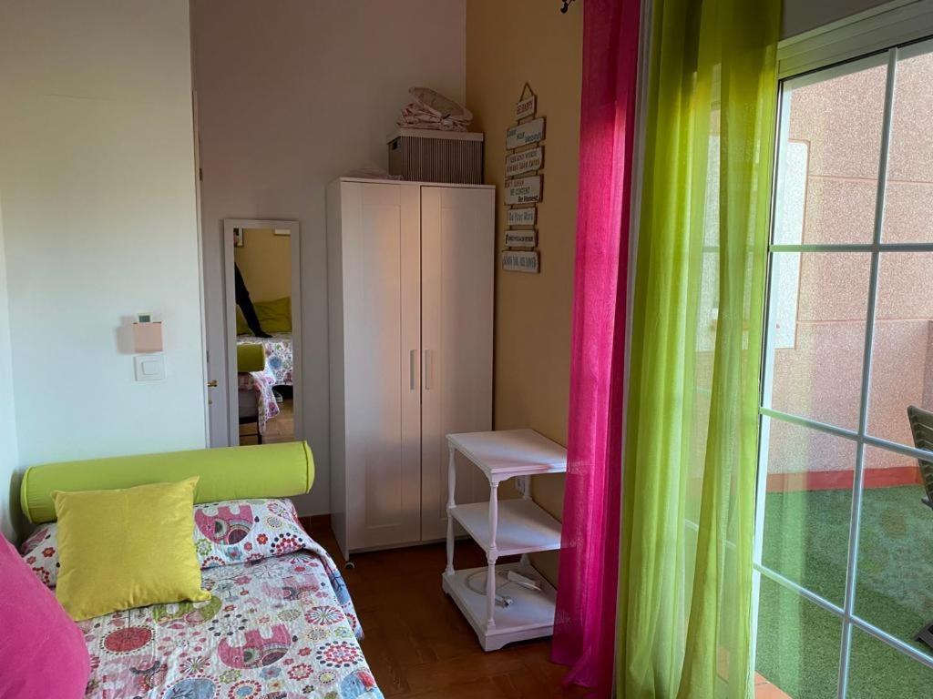 Ferienwohnung Familia Anfitriona Acoge Terraza Sevilla Exterior foto